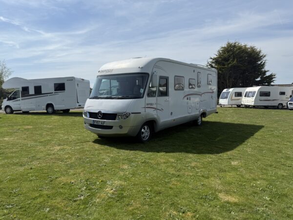 2008 Rapido 992m - Image 2