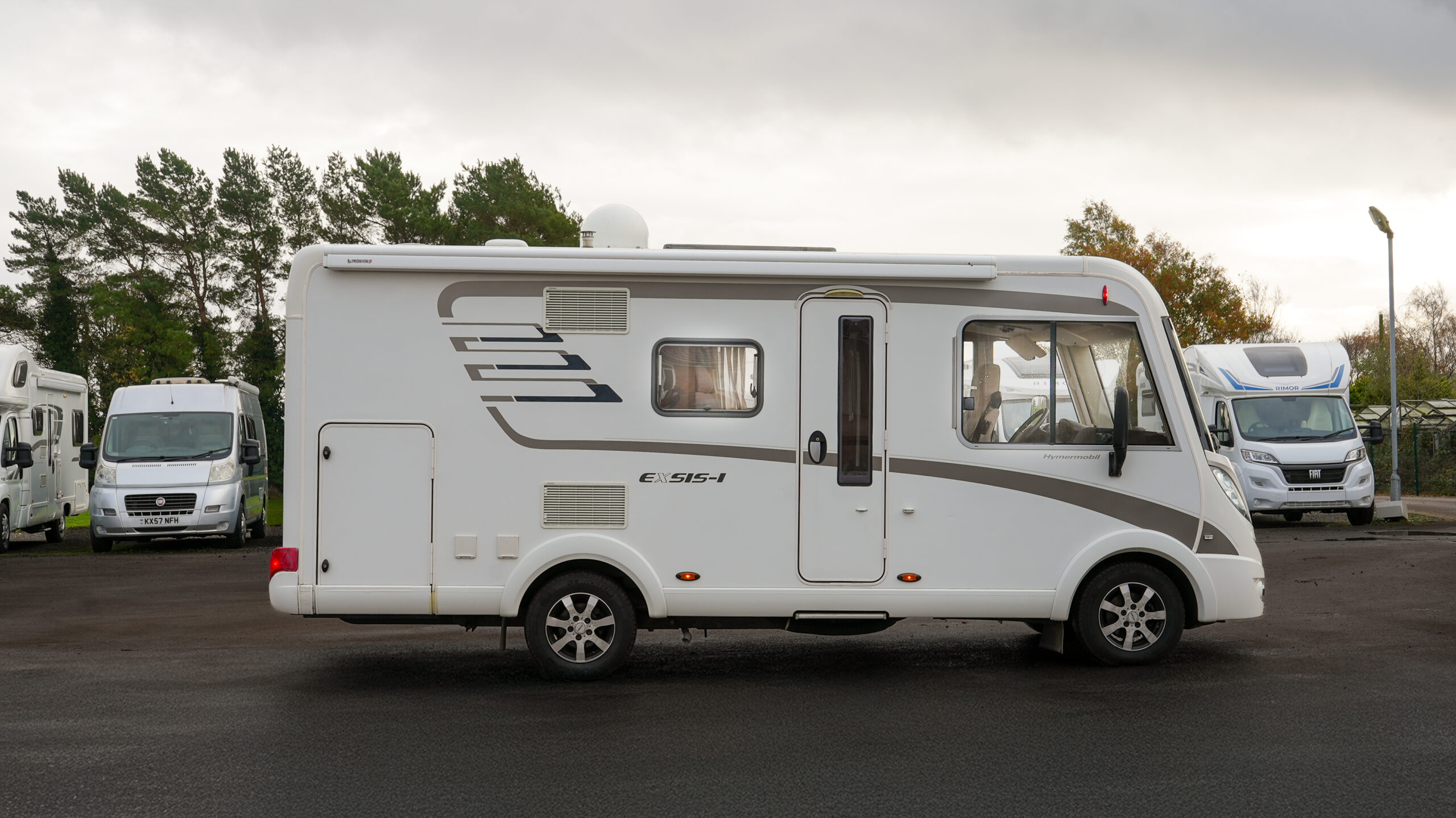 2014 Hymer Exsis I 504 - Image 19