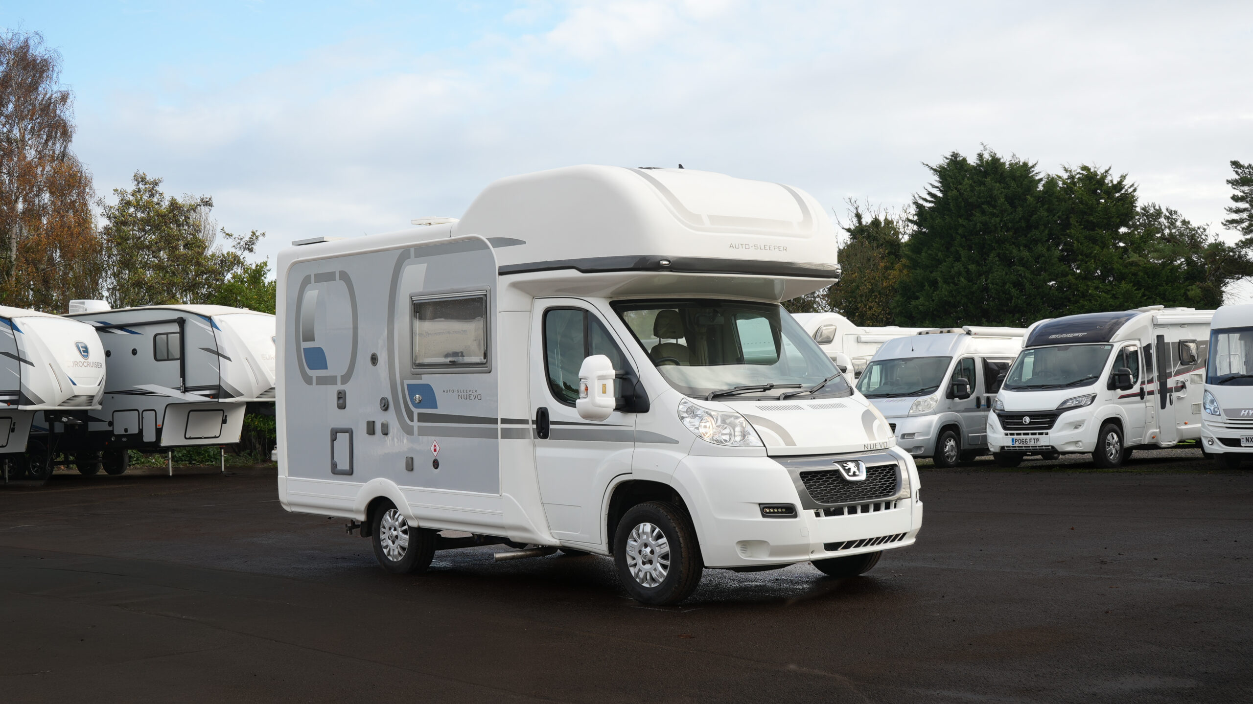 2013 Autosleeper Nuevo - Image 22