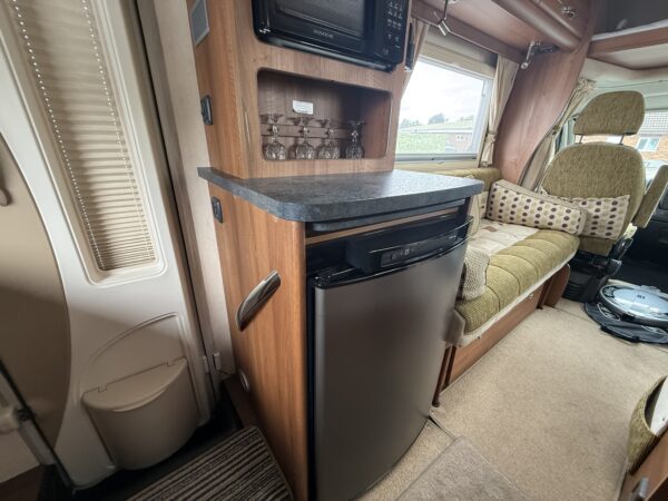 2013 Autosleeper Nuevo - Image 10