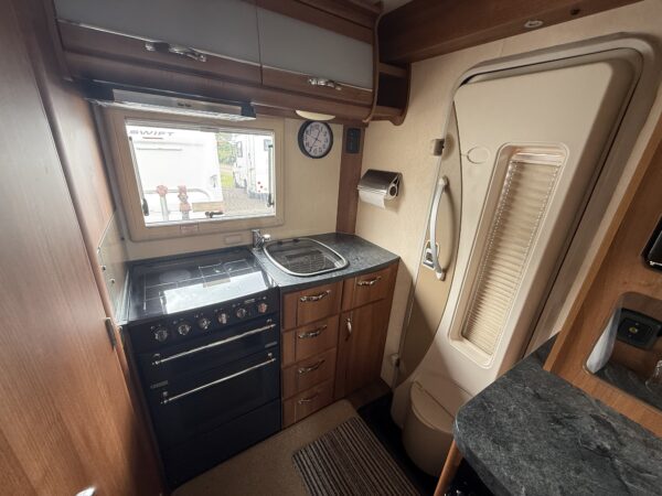 2013 Autosleeper Nuevo - Image 11