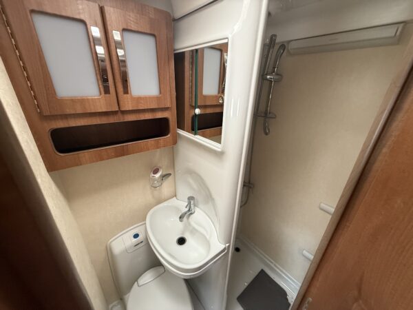 2013 Autosleeper Nuevo - Image 12
