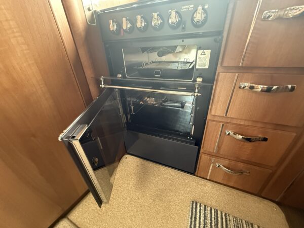 2013 Autosleeper Nuevo - Image 21