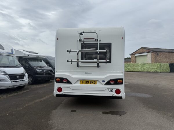 2019 Bailey Advance 742 - Image 4
