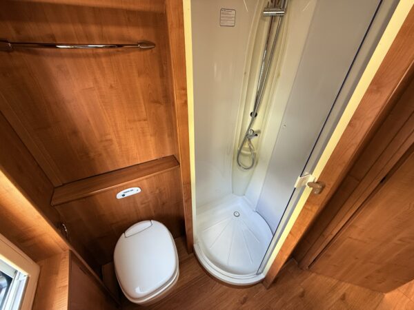 2007 Autotrail Mohican - Image 8