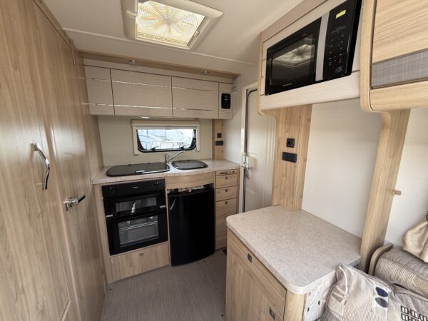 2016 Elddis Majestic 115 - Image 11