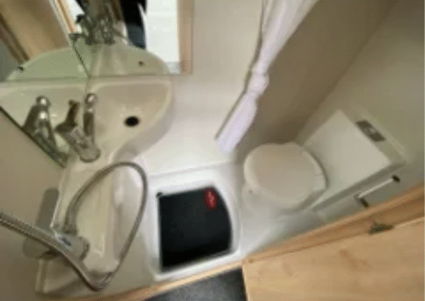 2016 Elddis Majestic 115 - Image 13