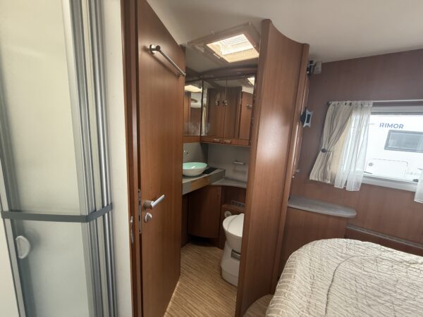 2011 Pilote Explorateur P732 - Image 5