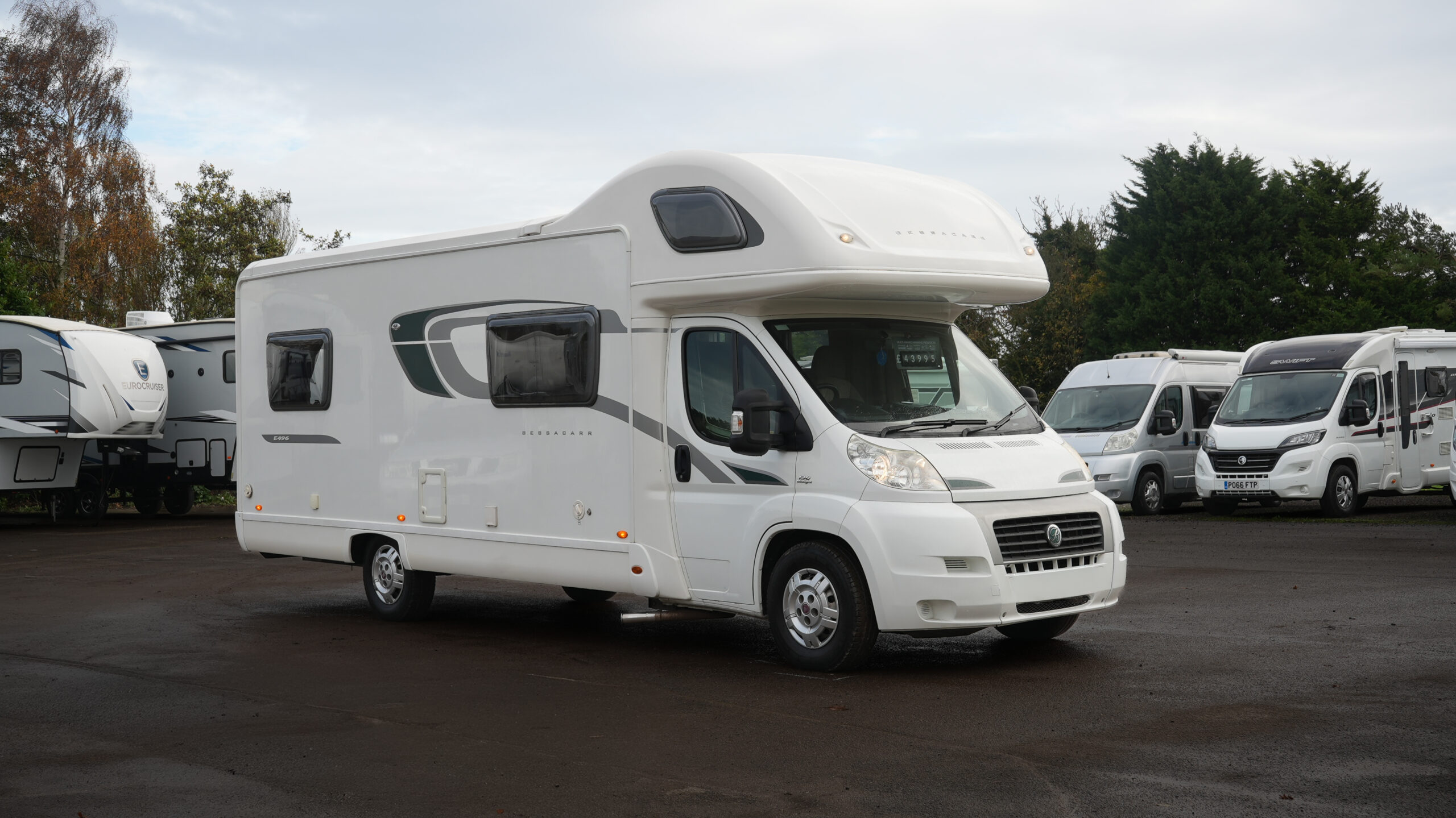 2013 Bessacarr E496 - Image 20