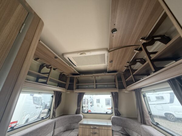 2013 Bessacarr E496 - Image 12