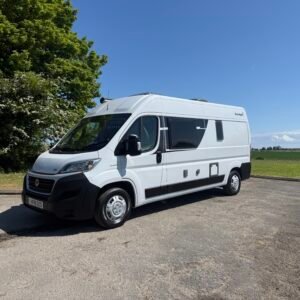 2018 Sunlight Cliff 600